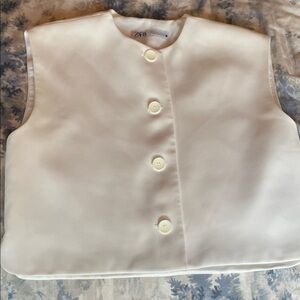 Zara Ivory Sleeveless Buttoned Vest